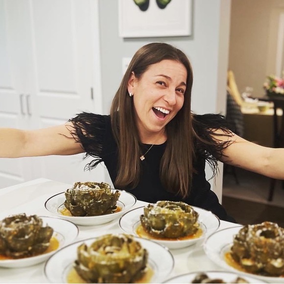 Meet your Posher, Lisa - Picture 1 of 1